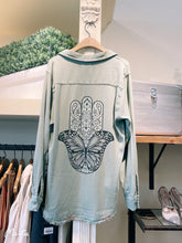 Load image into Gallery viewer, Lauren Moshi - SLOANE BUTTERFLY HAMSA
